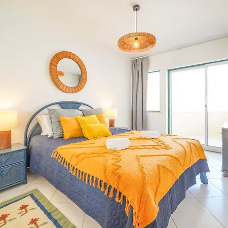 On The By Moje Appartement *