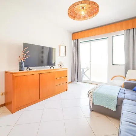 On The By Moje Appartement *